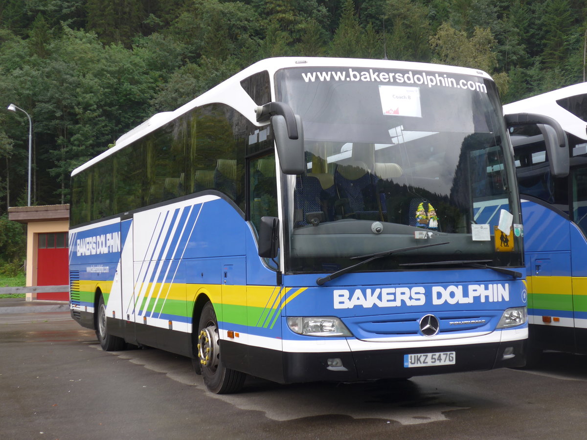 (195'988) - Aus England: Bakers Dolphin, Bristol - Nr. 9/UKZ 5476 - Mercedes am 18. August 2018 in Kandersteg