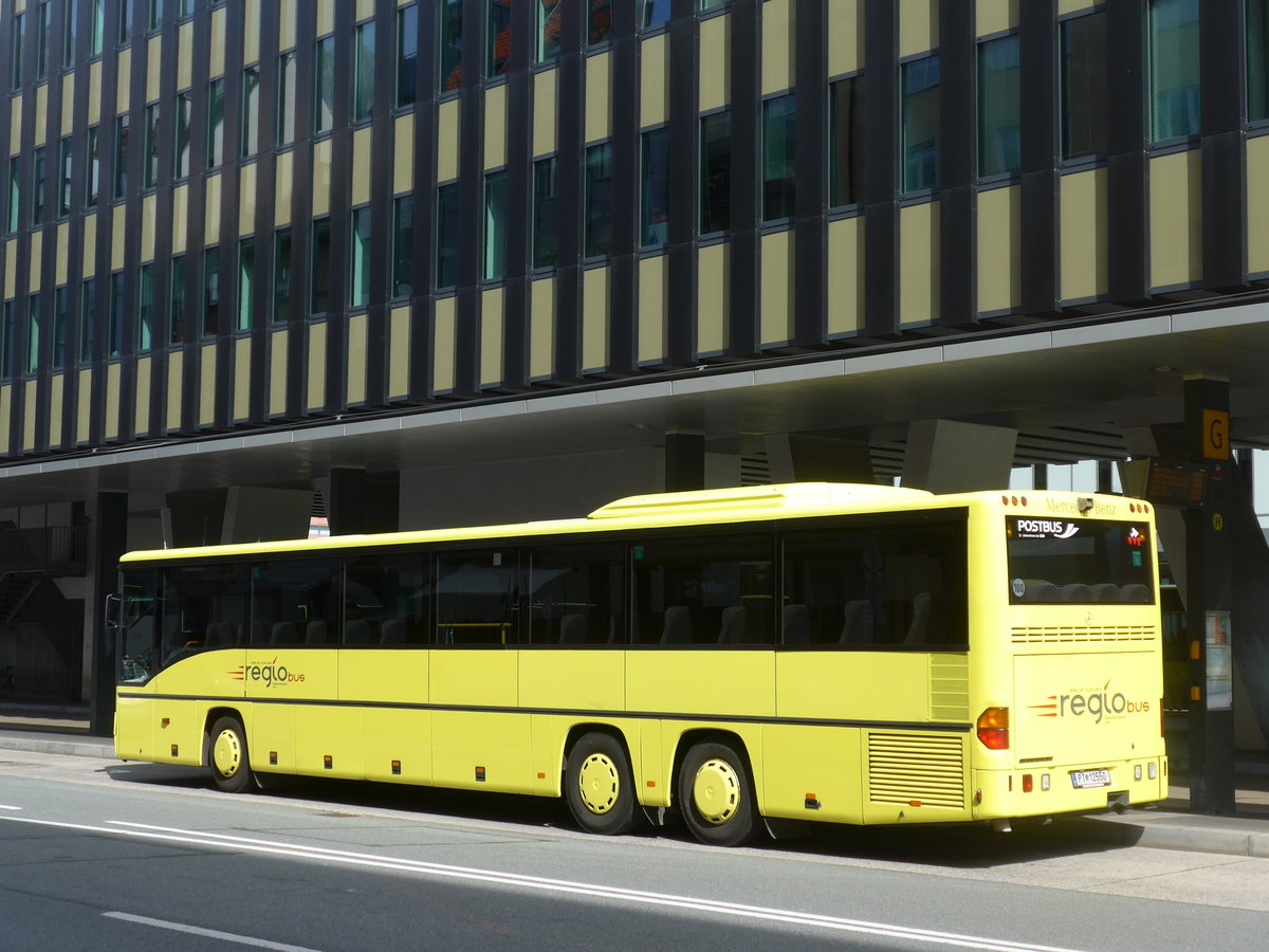 (196'695) - PostBus - PT 12'550 - Mercedes am 10. September 2018 beim Bahnhof Innsbruck