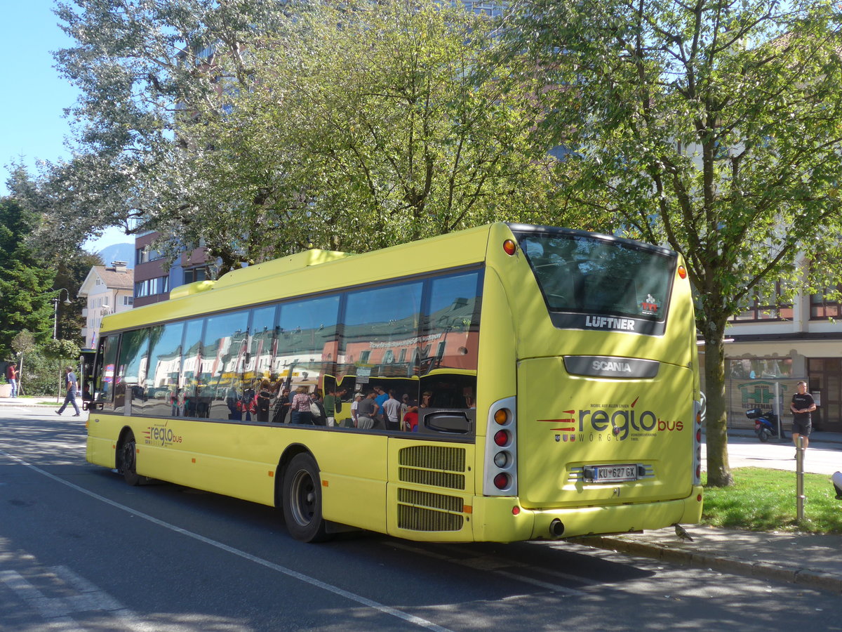 (196'945) - Lftner, Rum - KU 627 GX - Scania am 12. September 2018 beim Bahnhof Wrgl