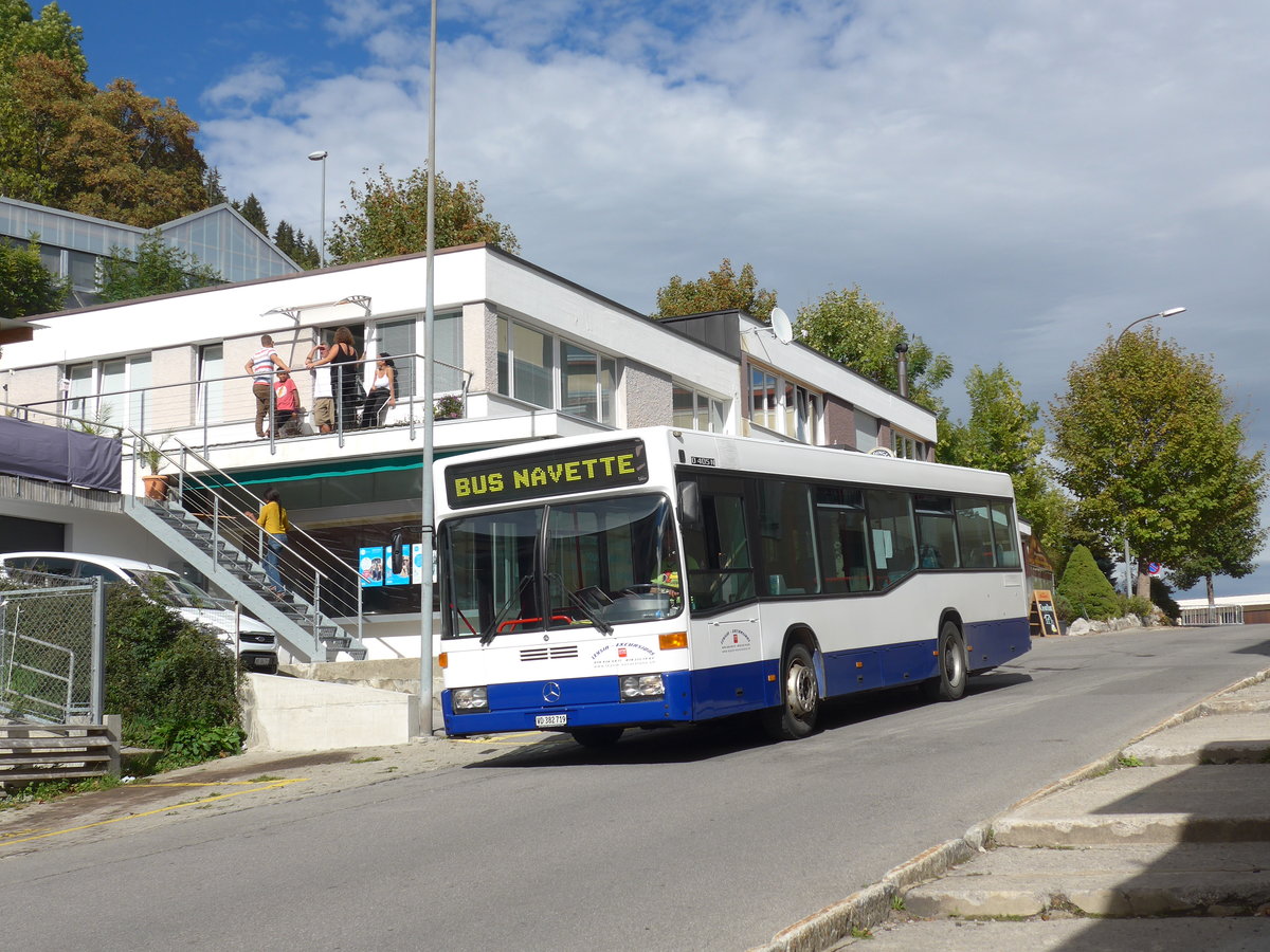 (197'947) - Leysin-Excursions, Leysin - VD 382'719 - Mercedes (ex AAGL Liestal Nr. 54) am 23. September 2018 beim Bahnhof Leysin-Feydey