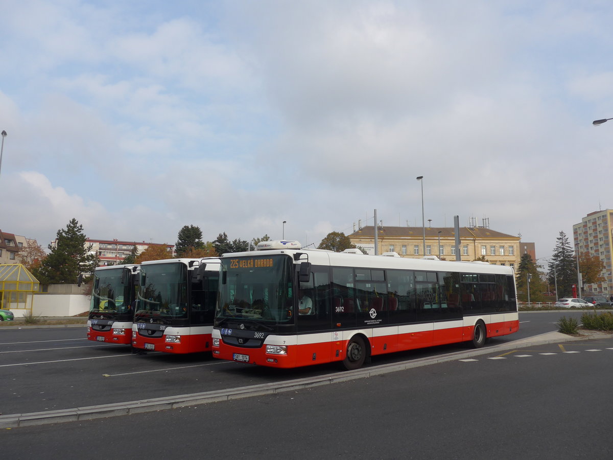 (198'559) - DPP Praha - Nr. 3692/5AY 1014 - SOR am 19. Oktober 2018 in Praha, Ndraz Veleslavn