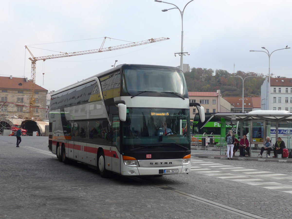 (198'636) - Student Agency, Brno - 9B6 5211 - Setra am 19. Oktober 2018 in Praha, Florenc