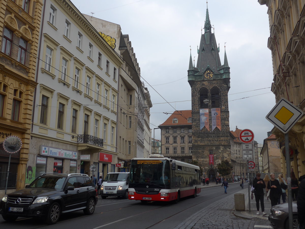 (198'661) - DPP Praha - Nr. 3524/1AH 5585 - SOR am 19. Oktober 2018 in Praha, Jindrissk