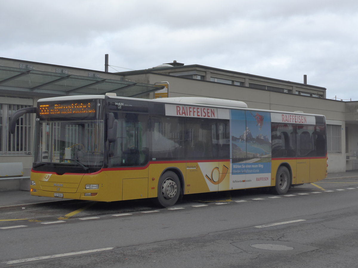 (199'813) - Lienert&Ehrler, Einsiedeln - SZ 5240 - MAN am 8. Dezember 2018 beim Bahnhof Einsiedeln