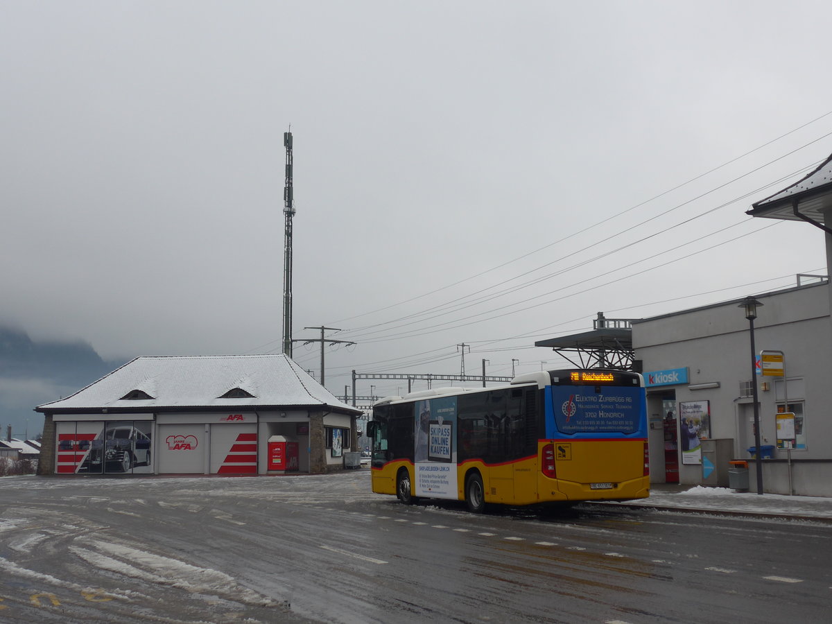 (199'969) - PostAuto Bern - Be 653'383 - Mercedes am 16. Dezember 2018 beim Bahnhof Frutigen