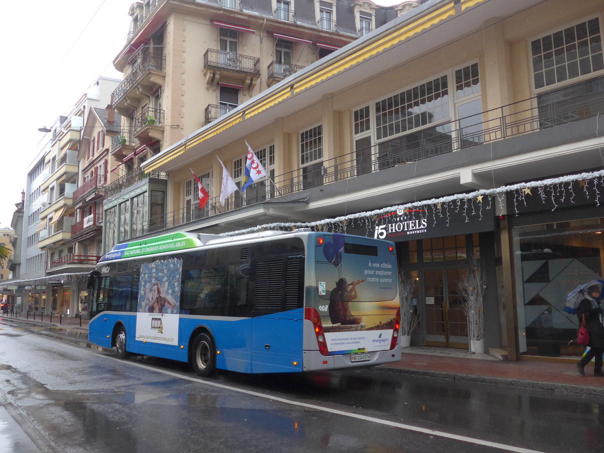 (200'018) - VMCV Clarens - Nr. 408/VD 114'037 - Van Hool (ex Nr. 108) am 17. Dezember 2018 in Montreux, Casino