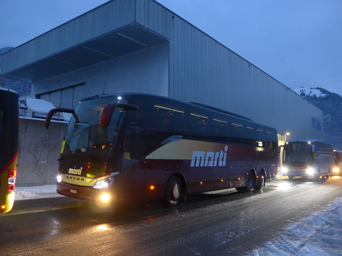 (200'678) - Marti, Kallnach - Nr. 5/BE 572'205 - Setra am 12. Januar 2019 beim Bahnhof Frutigen