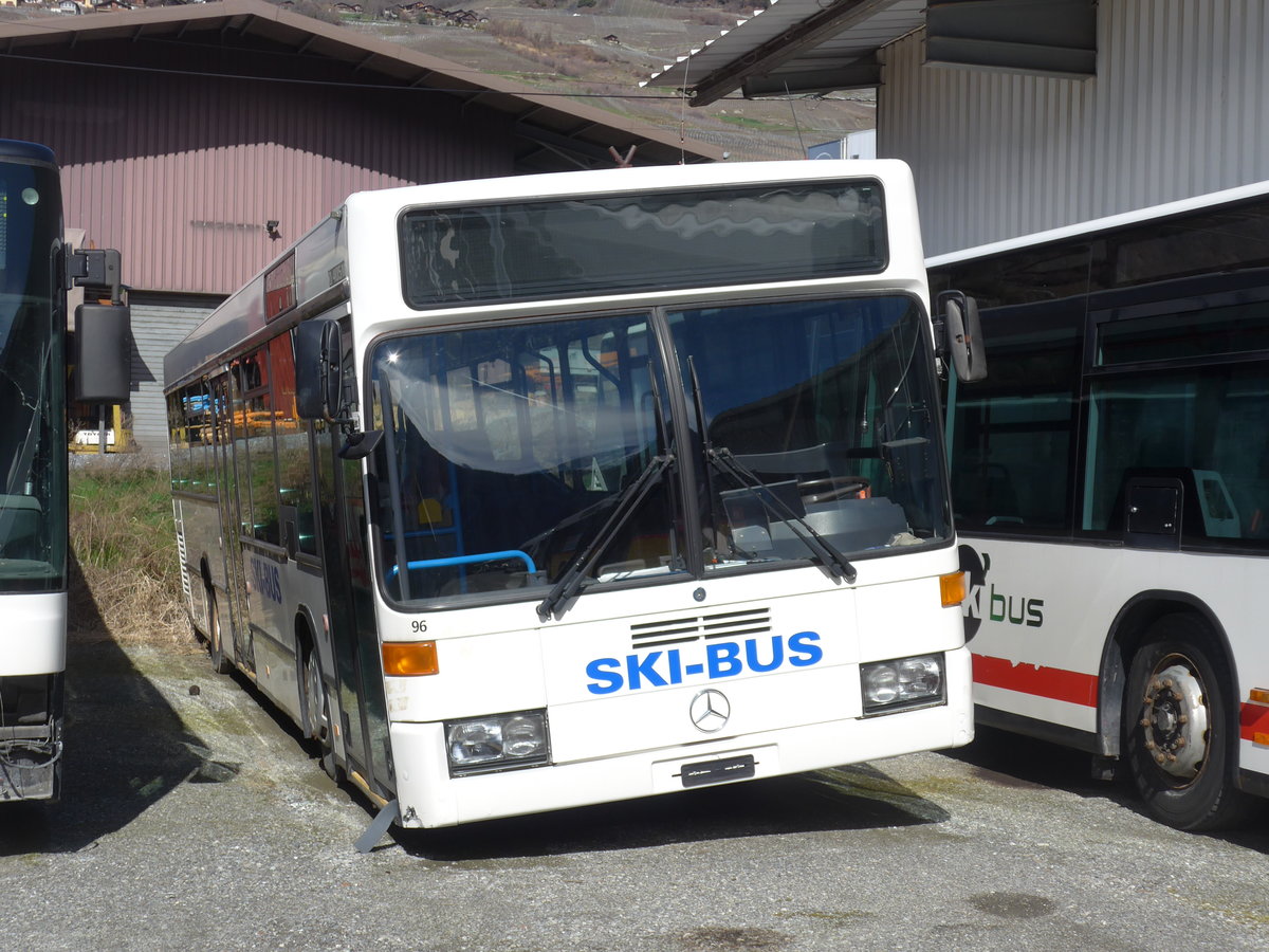 (202'391) - Buchard, Leytron - Nr. 96 - Mercedes (ex Regiobus, Gossau Nr. 13) am 16. Mrz 2019 in Leytron, Garage