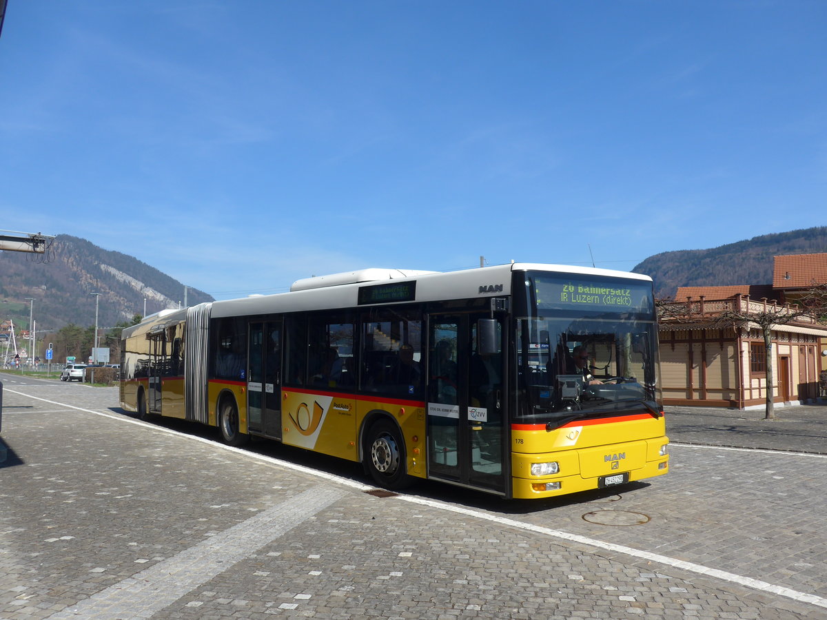 (202'865) - PostAuto Zrich - Nr. 178/ZH 452'290 - MAN am 22. Mrz 2019 beim Bahnhof Alpnachstad