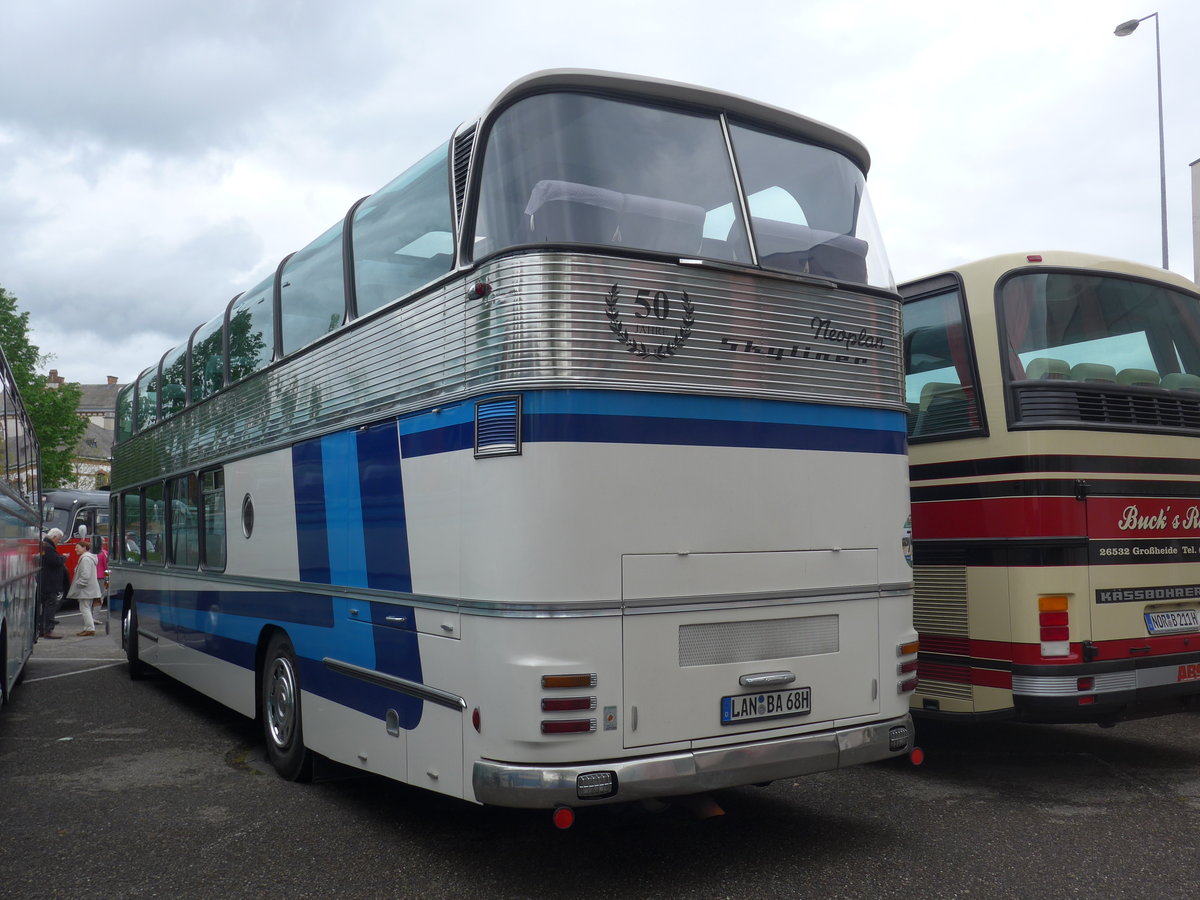 (203'977) - Aus Deutschland: ??? - LAN-BA 68H - Neoplan am 26. April 2019 in Haguenau, Parkplatz