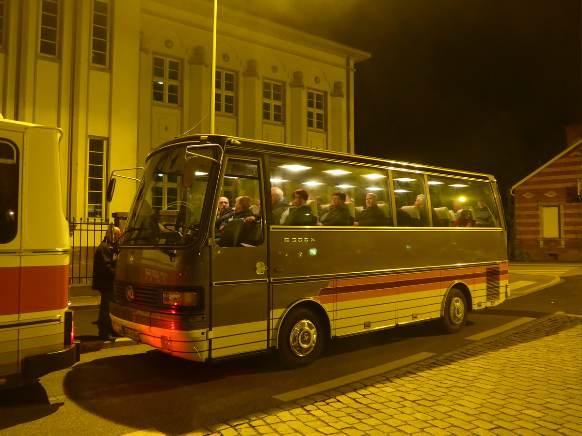 (204'126) - Aus Deutschland: ??? - SW-U 604H - Setra (ex Schweizer Armee) am 26. April 2019 in Haguenau, Place Schumann