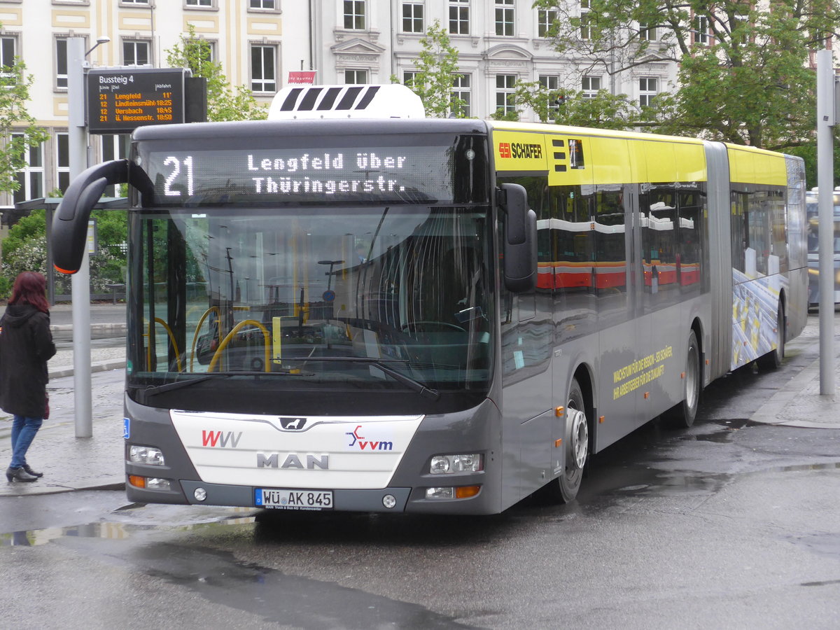 (204'692) - NVG Wrzburg - Nr. 845/W-AK 845 - MAN am 9. Mai 2019 beim Bahnhof Wrzburg