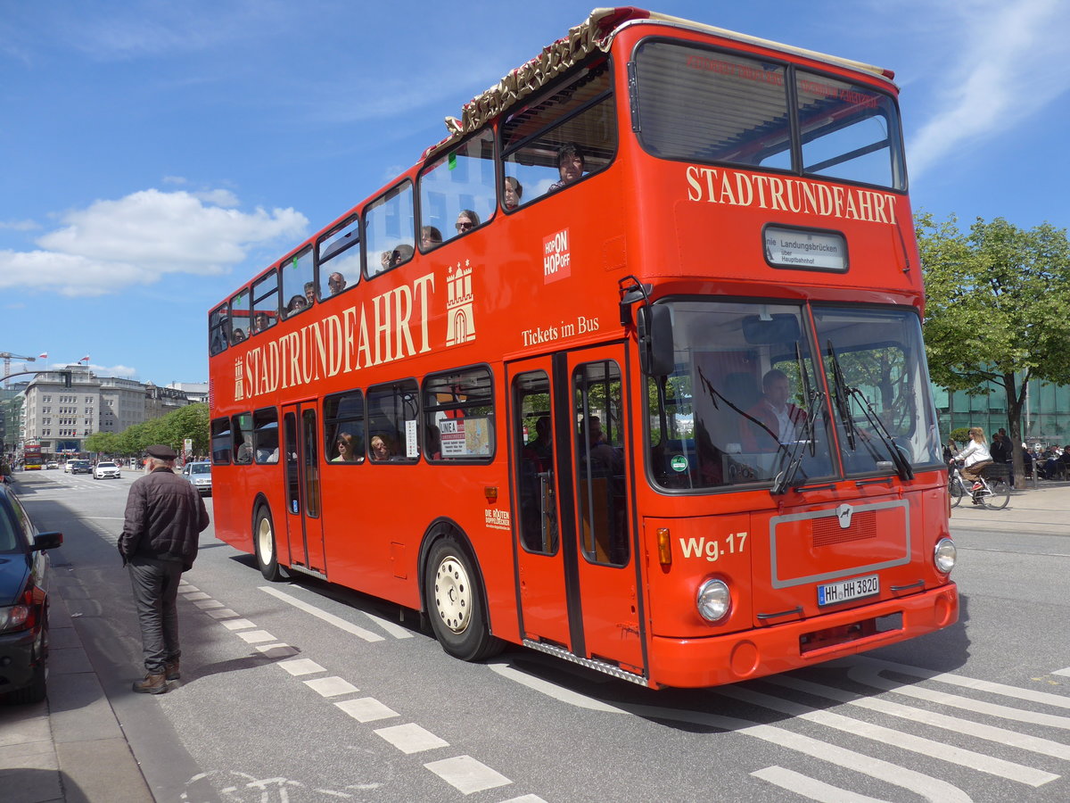 (204'937) - Die roten Doppeldecker, Hamburg - Nr. 17/HH-HH 3820 - MAN (ex Rduch, Ahrensburg; ex BVG Berlin) am 11. Mai 2019 in Hamburg, Jungfernstieg