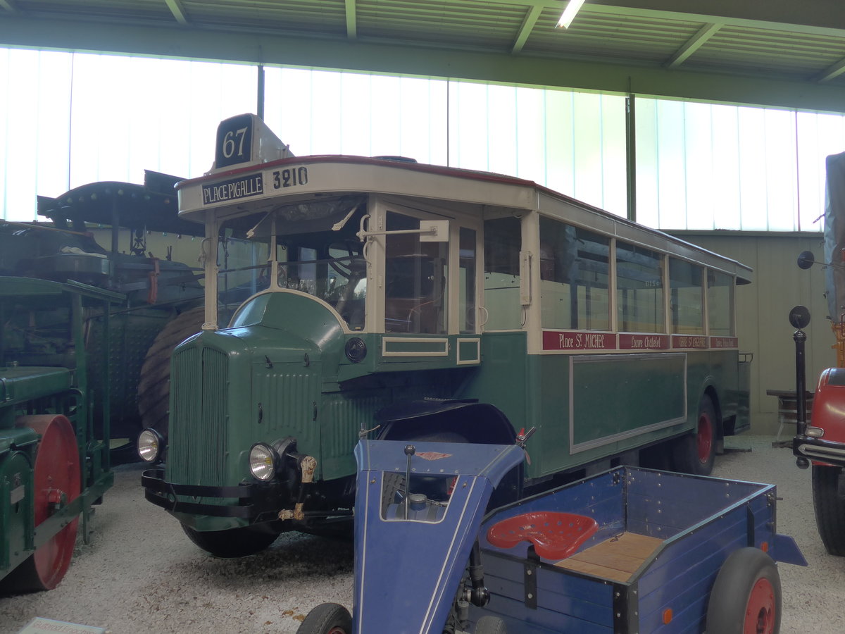 (205'074) - Aus Frankreich: RATP Paris - Nr. 3210 - Renault am 13. Mai 2019 in Sinsheim, Museum