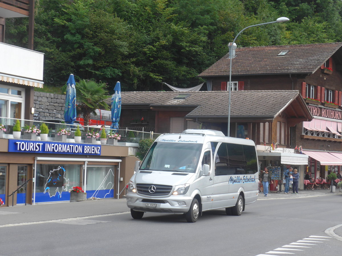 (209'204) - Mller, Erlenbach - ZH 95'875 - Mercedes am 1. September 2019 beim Bahnhof Brienz