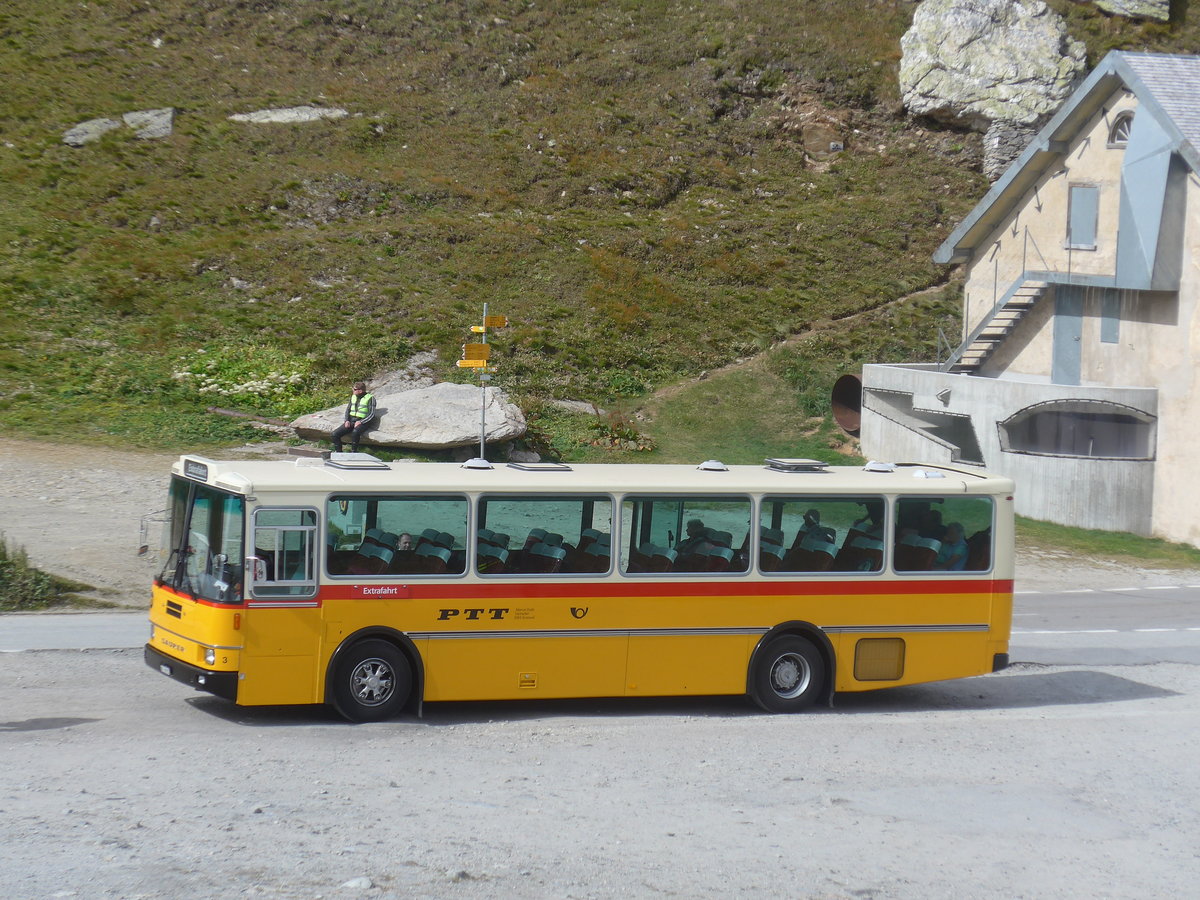 (209'783) - Kolb, Grasswil - Nr. 3/BE 93'915 - Saurer/R&J (ex Schmocker, Stechelberg Nr. 3; ex Schmocker, Stechelberg Nr. 1; ex Gertsch, Stechelberg Nr. 1) am 22. September 2019 in Furka, Passhhe