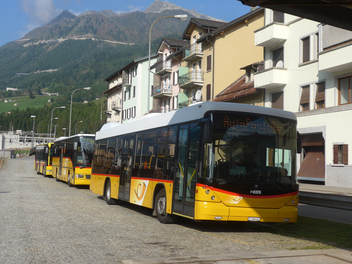 (209'818) - Marchetti, Airolo - TI 183'247 - Scania/Hess (ex Busland, Burgdorf Nr. 41; ex Demofahrzeug Hess, Bellach) am 28. September 2019 beim Bahnhof Airolo