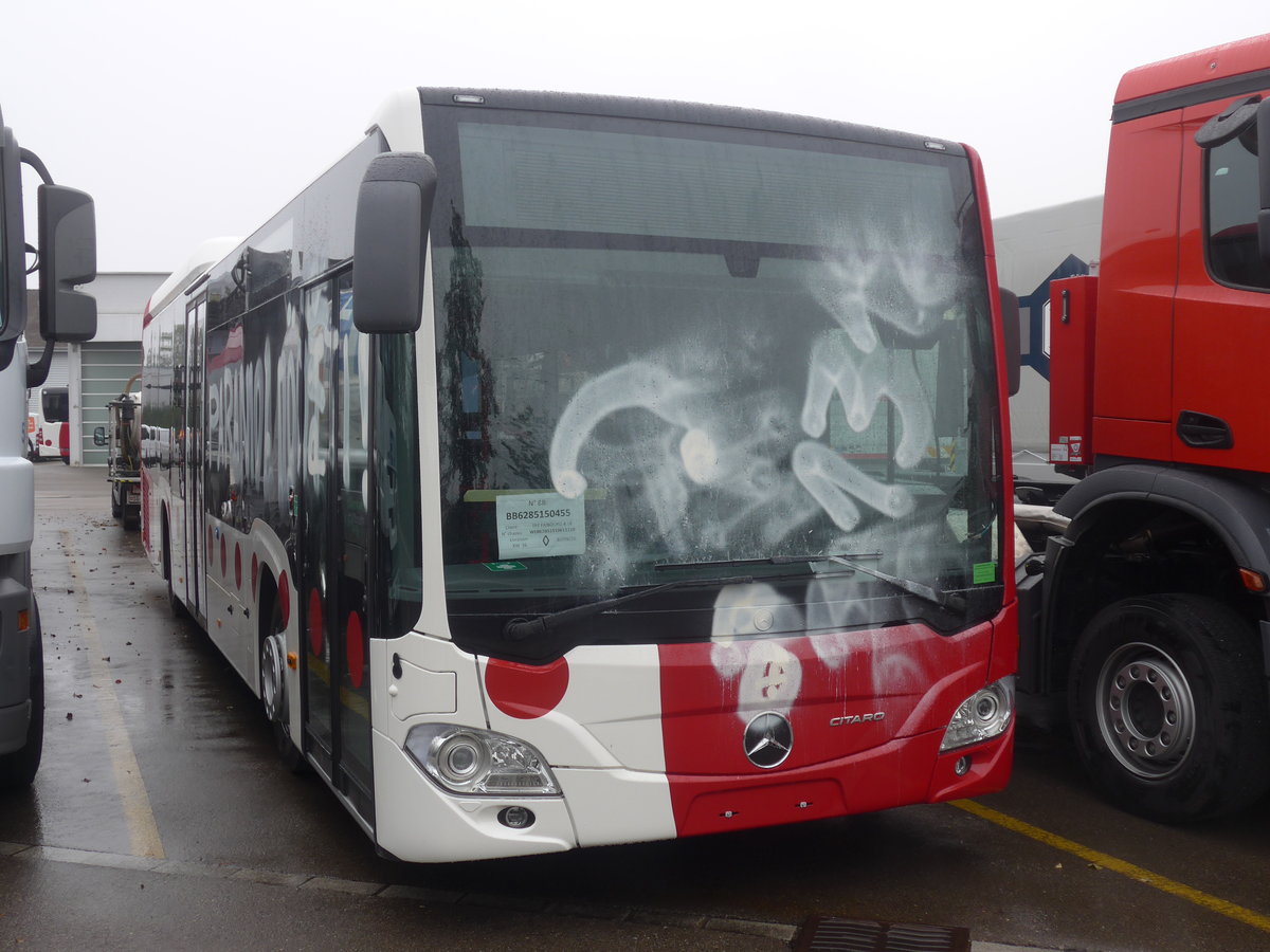 (209'908) - TPF Fribourg - Nr. 1043 - Mercedes am 6. Oktober 2019 in Wil, Larag