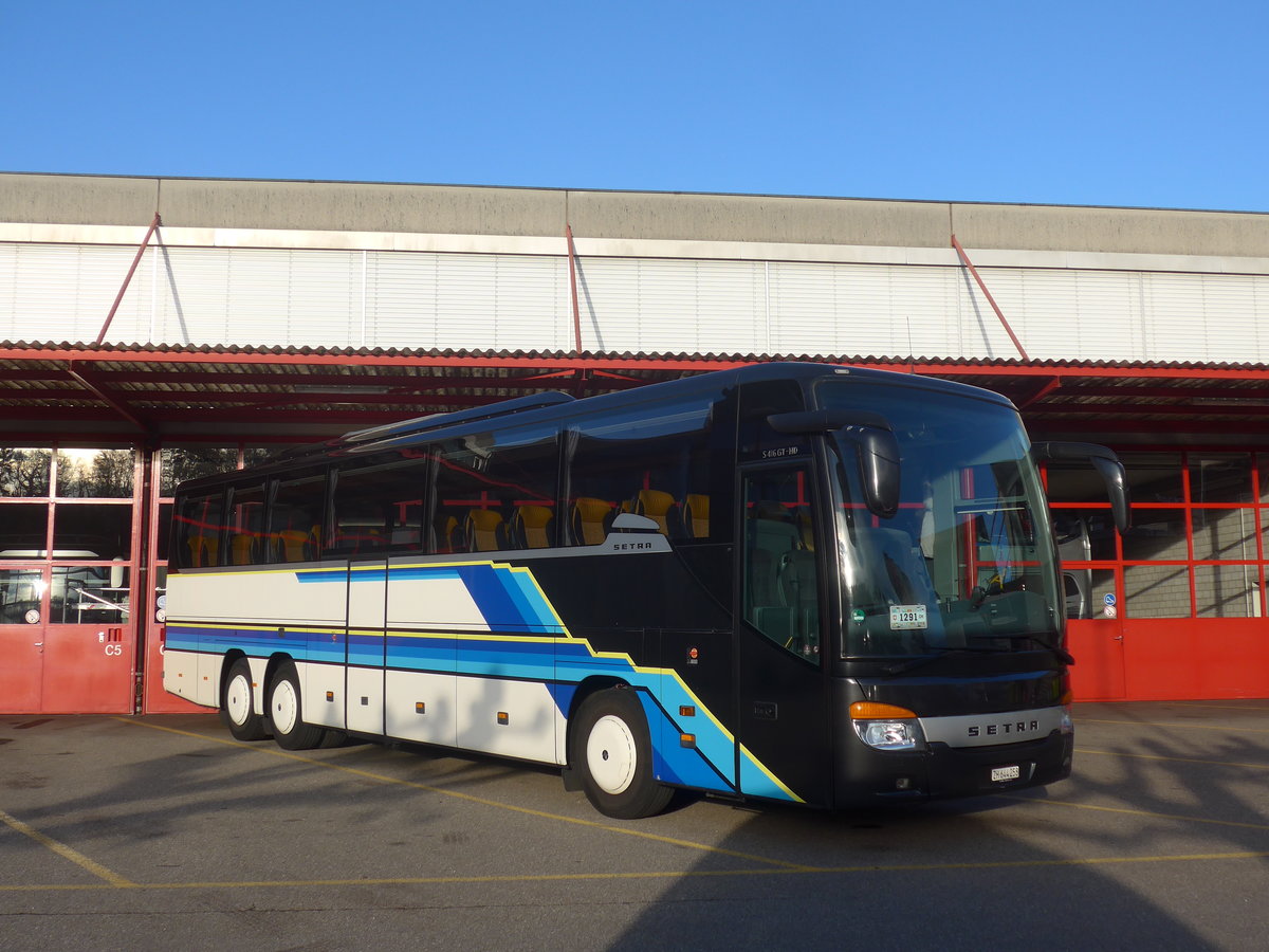 (212'993) - ??? - ZH 644'258 - Setra (ex Ebneter, St. Gallen) am 14. Dezember 2019 in Kloten, EvoBus