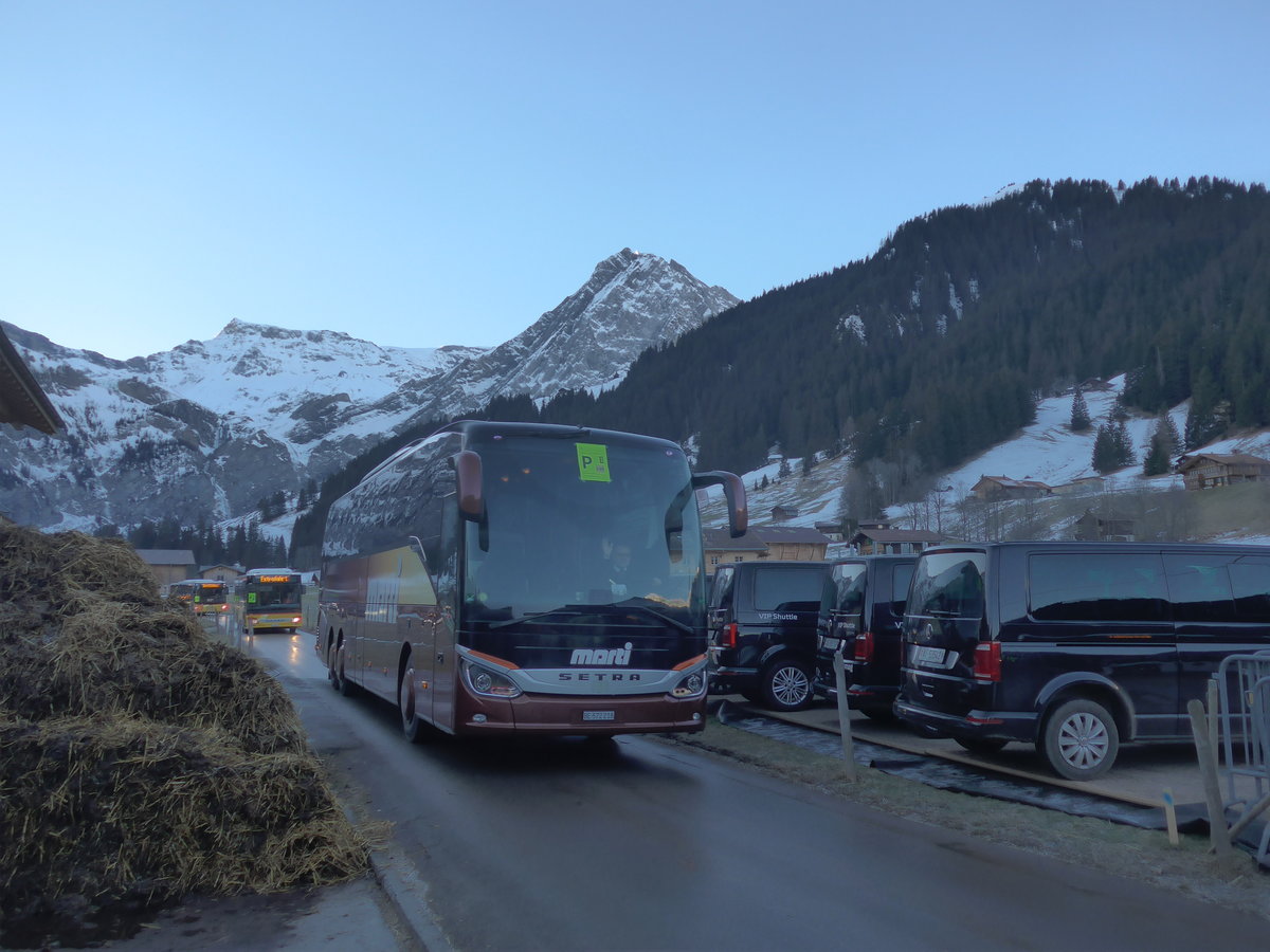 (213'478) - Marti, Kallnach - Nr. 18/BE 572'218 - Setra am 11. Januar 2020 in Adelboden, Weltcup