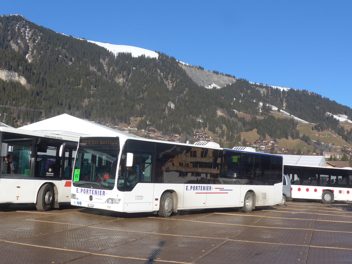 (213'597) - Portenier, Adelboden - Nr. 1/BE 27'928 - Mercedes (ex FRA-Bus, D-Frankfurt) am 11. Januar 2020 in Adelboden, Weltcup