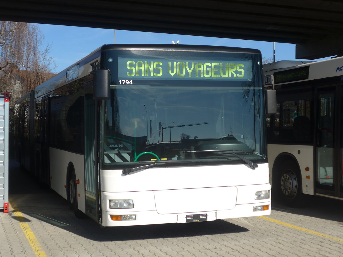 (215'258) - VMCV Clarens - Nr. 904 - MAN (ex transN, La Chaux-de-Fonds Nr. 241; ex TN Neuchtel Nr. 241) am 15. Mrz 2020 in Kerzers, Murtenstrasse