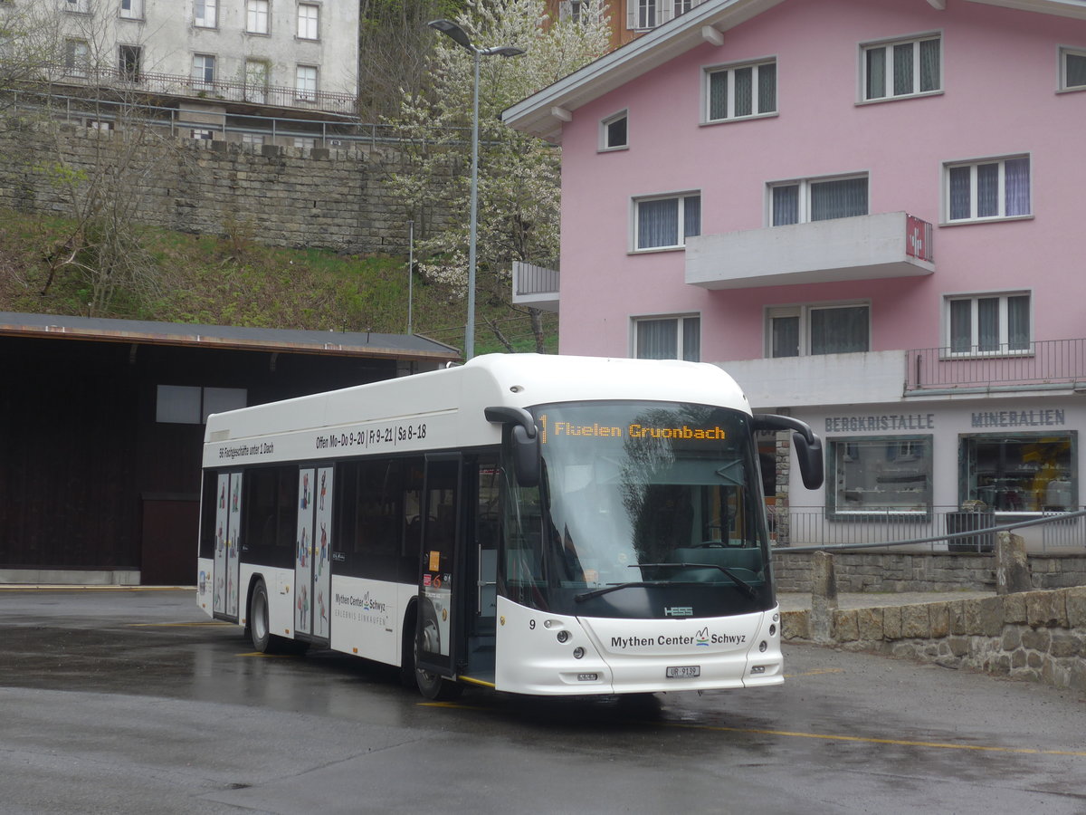 (216'541) - AAGU Altdorf - Nr. 9/UR 9139 - Hess am 28. April 2020 beim Bahnhof Gschenen