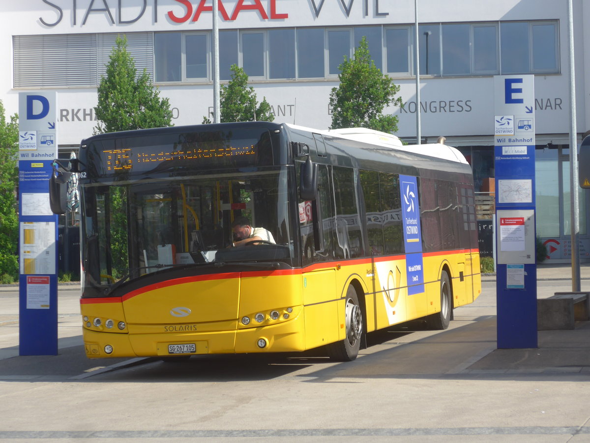 (216'799) - Schmidt, Oberbren - SG 267'105 - Solaris am 9. Mai 2020 beim Bahnhof Wil