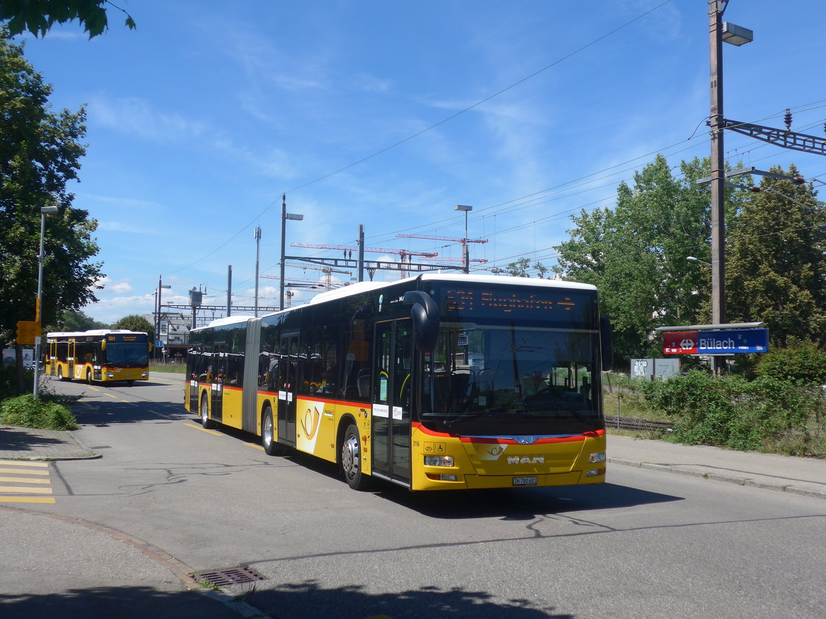 (218'749) - PostAuto Zrich - Nr. 316/ZH 780'681 - MAN am 18. Juli 2020 beim Bahnhof Blach