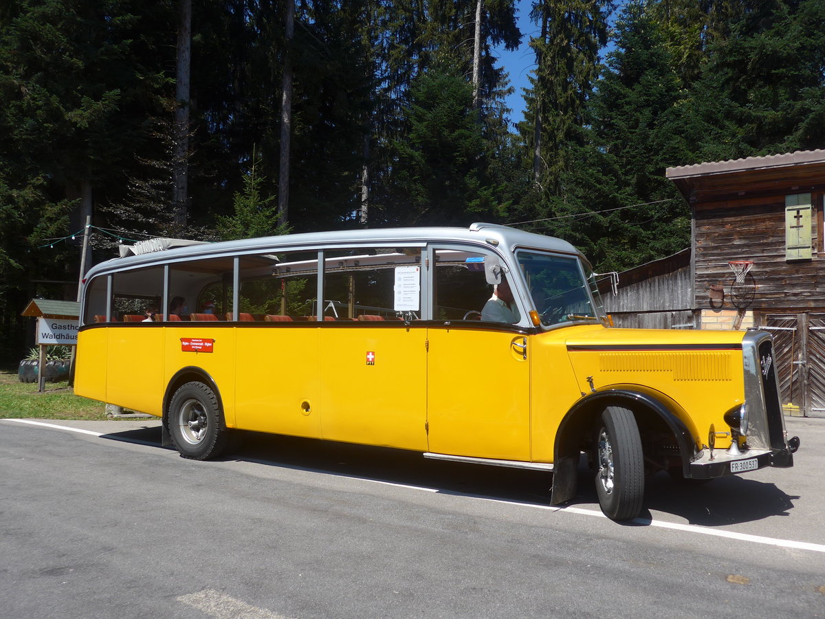 (219'580) - Schlapp, Cottens - FR 300'537 - Saurer/Saurer (ex SATEG, Lausanne; ex P 23'086; ex P 2138) am 9. August 2020 in Waldhusern, Kurhaus