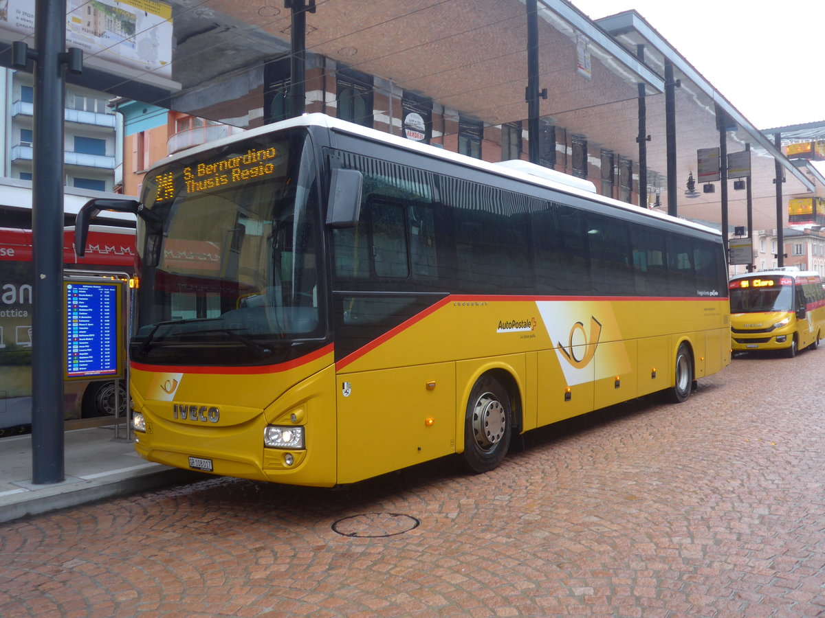 (222'525) - TpM, Mesocco - Nr. 17/GR 108'017 - Iveco am 23. Oktober 2020 beim Bahnhof Bellinzona