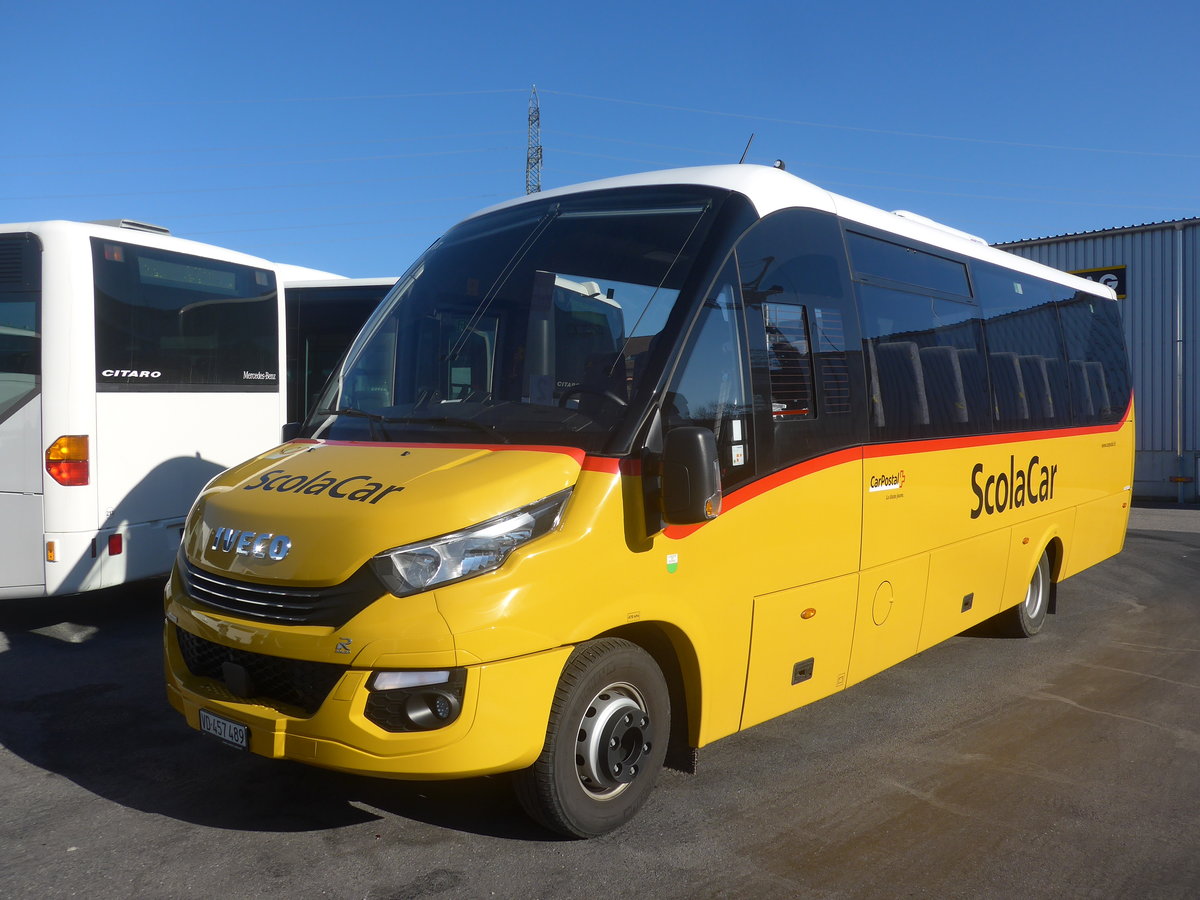 (223'680) - CarPostal Ouest - VD 457'489 - Iveco/Rosero am 21. Februar 2021 in Kerzers, Interbus