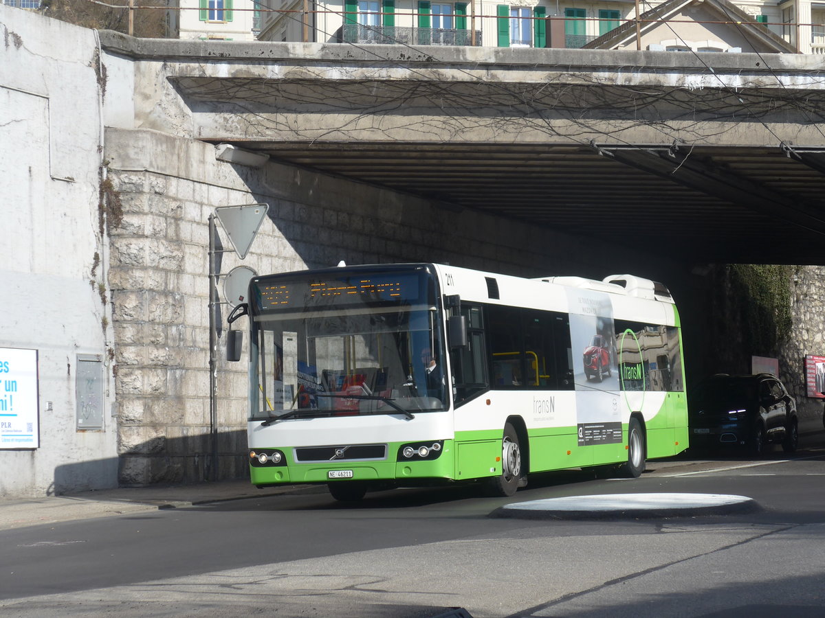 (224'237) - transN, La Chaux-de-Fonds - Nr. 211/NE 46'211 - Volvo (ex TN Neuchtel Nr. 211) am 20. Mrz 2021 beim Bahnhof Neuchtel