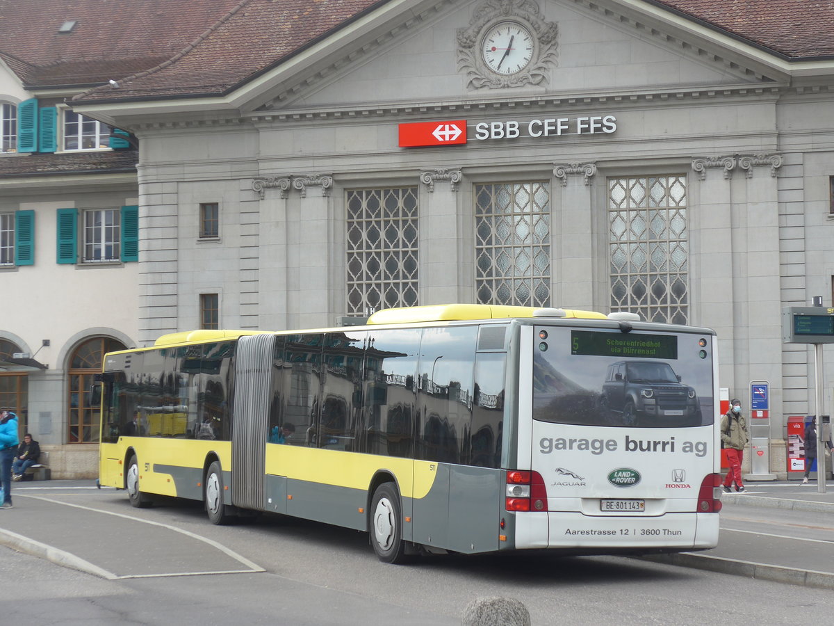 (224'998) - STi Thun - Nr. 143/BE 801'143 - MAN am 15. April 2021 beim Bahnhof Thun