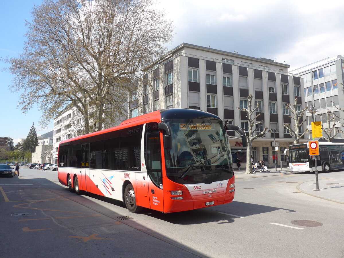 (225'120) - SMC Montana - Nr. 28/VS 98'328 - MAN am 19. April 2021 beim Bahnhof Sierre