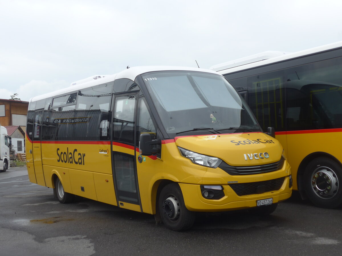 (226'170) - CarPostal Ouest - VD 457'246 - Iveco/Rosero am 4. Juli 2021 in Kerzers, Interbus