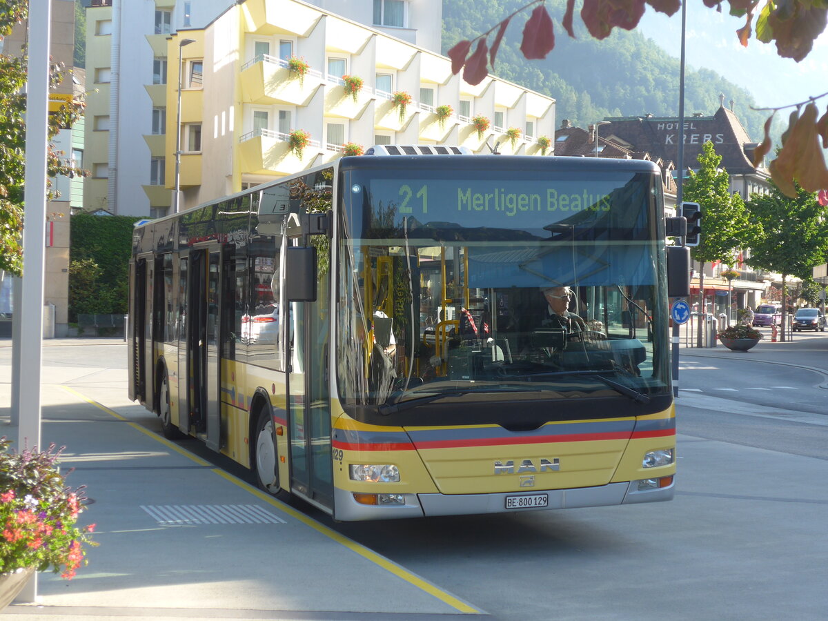 (226'235) - STI Thun - Nr. 129/BE 800'129 - MAN am 10. Juli 2021 beim Bahnhof Interlaken West