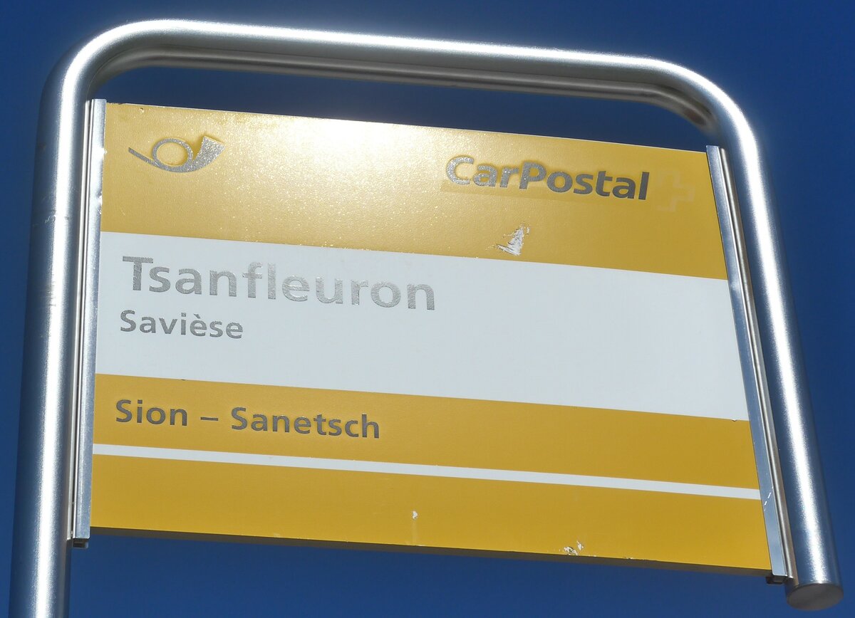 (227'617) - PostAuto-Haltestellenschild - Savise, Tsanfleuron - am 29. August 2021