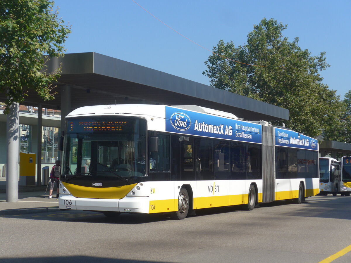 (227'758) - VBSH Schaffhausen - Nr. 106 - Hess/Hess Gelenktrolleybus am 4. September 2021 beim Bahnhof Schaffhausen