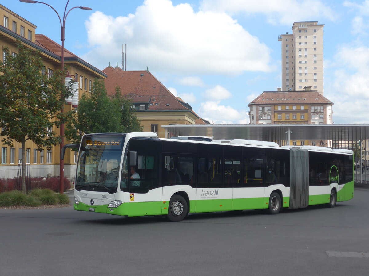 (228'101) - transN, La Chaux-de-Fonds - Nr. 381/NE 100'381 - Mercedes am 18. September 2021 beim Bahnhof La Chaux-de-Fonds