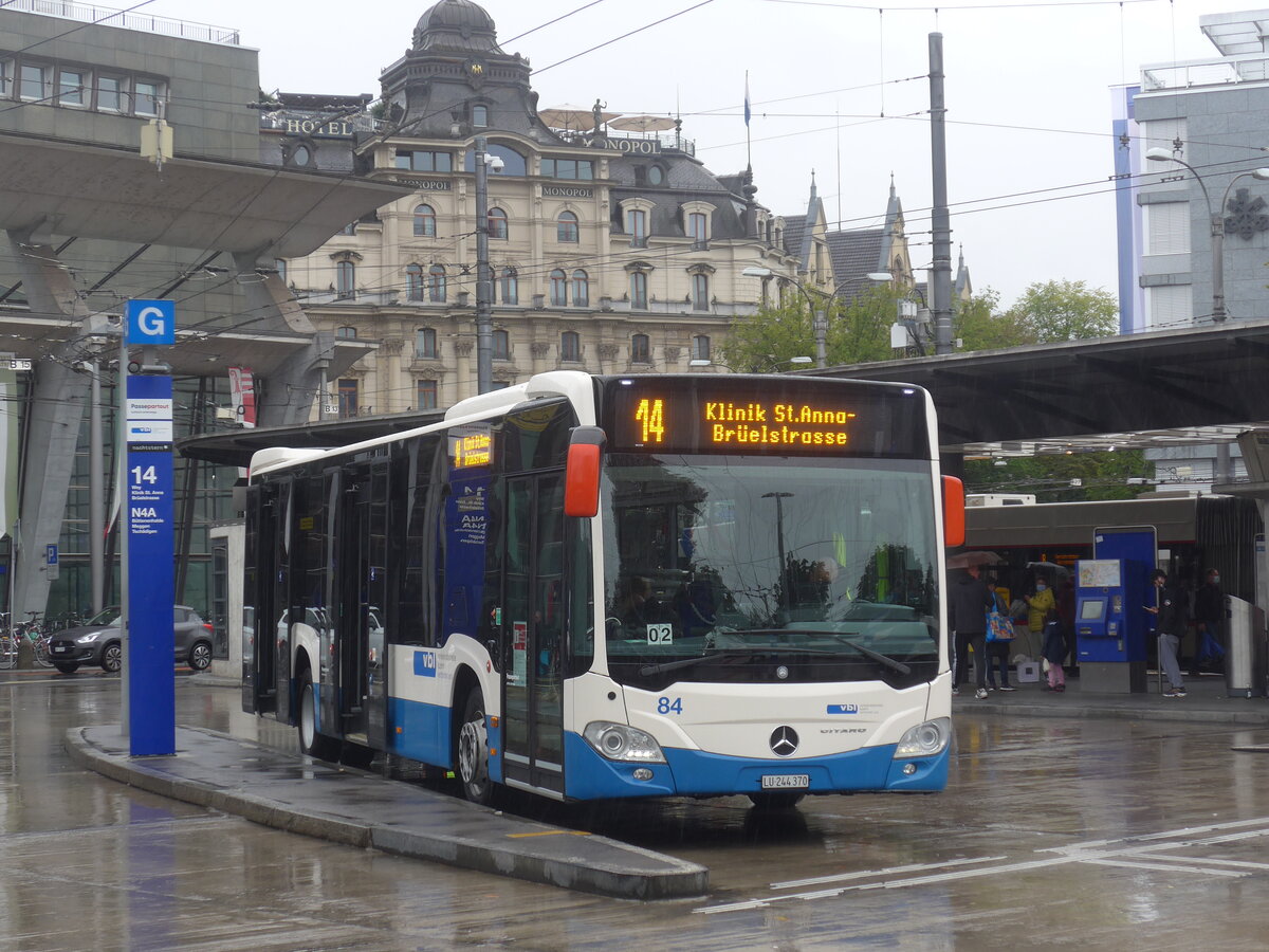 (228'189) - VBL Luzern - Nr. 84/LU 244'370 - Mercedes am 19. September 2021 beim Bahnhof Luzern