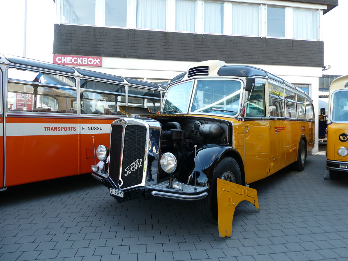 (228'559) - Regg, Rti - SG 45'977 - FBW/FHS (ex Kantonspolizei, Bern; ex P 23'180; ex P 2216) am 2. Oktober 2021 in Nfels, FBW-Museum