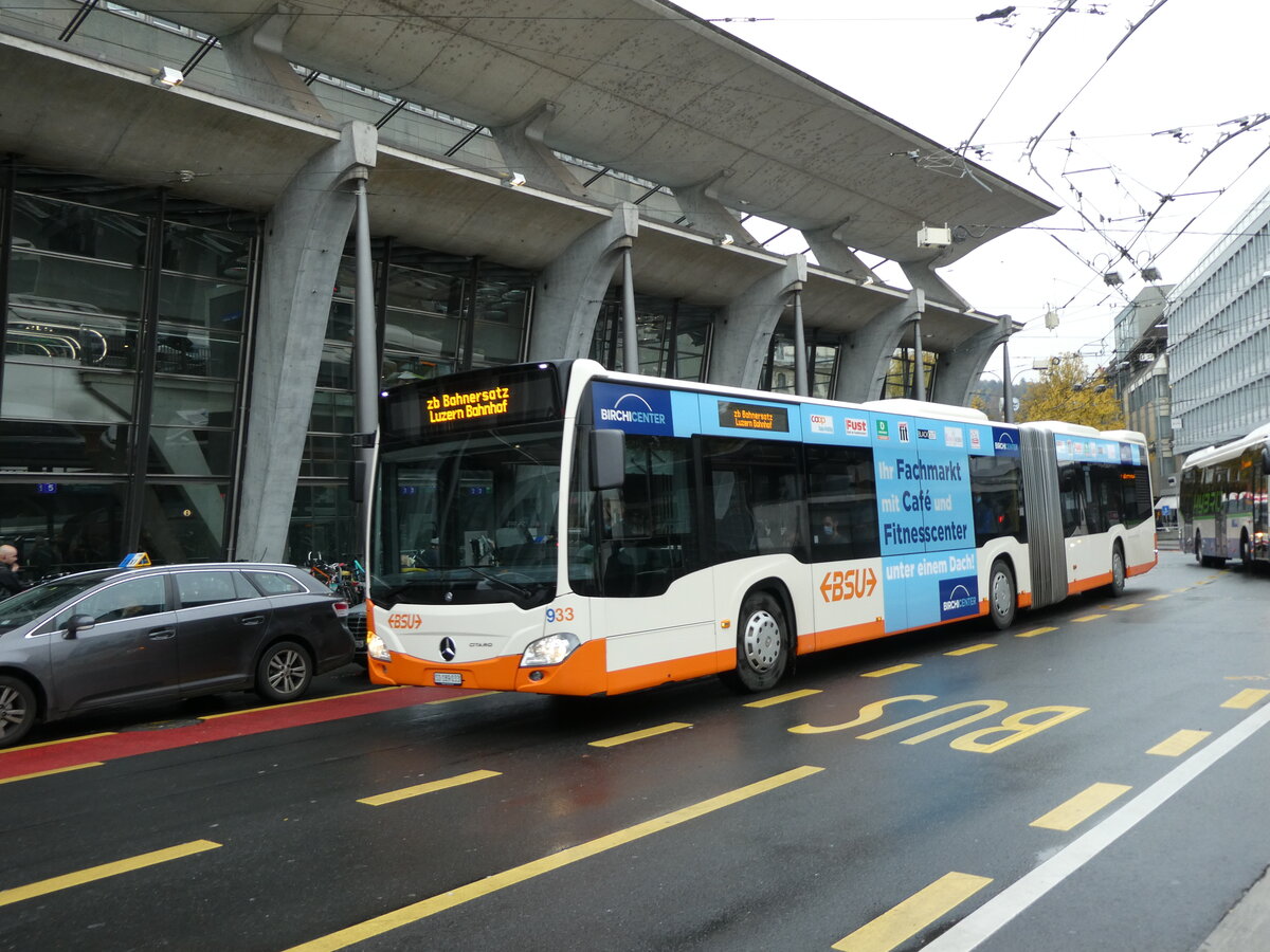 (229'700) - BSU Solothurn - Nr. 33/SO 189'033 - Mercedes am 22. Oktober 2021 beim Bahnhof Luzern (Einsatz VBL Luzern Nr. 933)