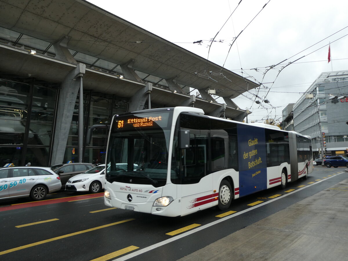 (229'717) - ARAG Ruswil - Nr. 35/LU 15'727 - Mercedes am 22. Oktober 2021 beim Bahnhof Luzern