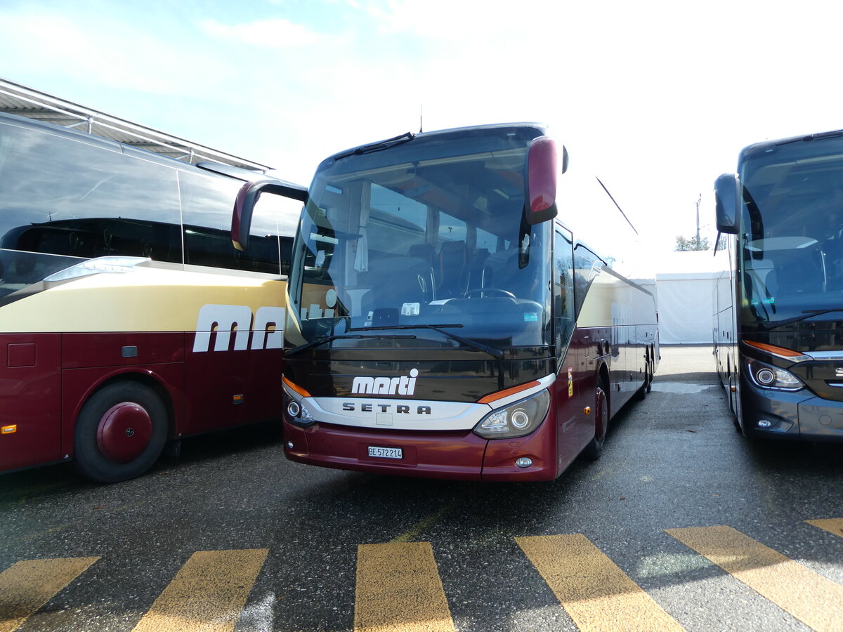 (229'967) - Marti, Kallnach - Nr. 14/BE 572'214 - Setra am 31. Oktober 2021 in Kallnach, Car-Terminal