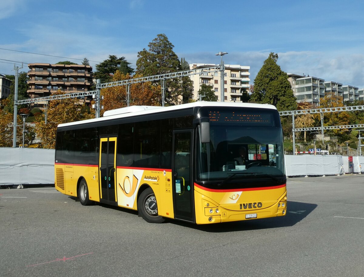 (230'311) - AutoPostale Ticino - TI 339'233 - Iveco am 10. November 2021 beim Bahnhof Lugano