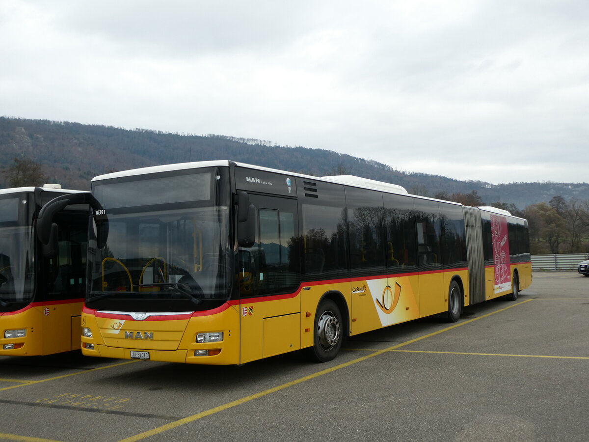 (230'633) - CarPostal Ouest - JU 52'076 - MAN (ex Nr. 38) am 13. November 2021 in Develier, Parkplatz