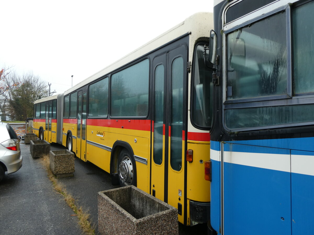 (230'745) - CarPostal Ouest (Rtrobus) - (VD 356'449) - Volvo/R&J (ex AutoPostale Ticino; ex CarPostal Ouest Nr. 33; ex Steiner, Ortschwaben Nr. 11) am 14. November 2021 in Faoug, Carrosserie Etter (Teilaufnahme)