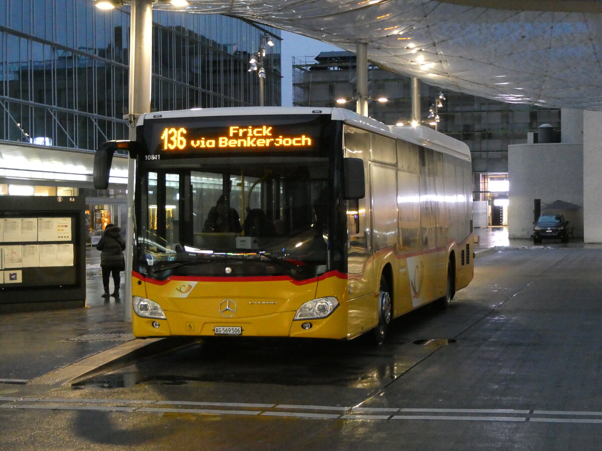 (231'126) - PostAuto Nordschweiz - AG 569'506 - Mercedes (ex Brem, Wlflinswil) am 11. Dezember 2021 beim Bahnhof Aarau