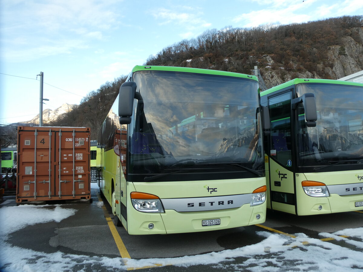 (231'183) - TPC Aigle - Nr. 18/VS 325'126 - Setra am 12. Dezember 2021 in Aigle, Dpt